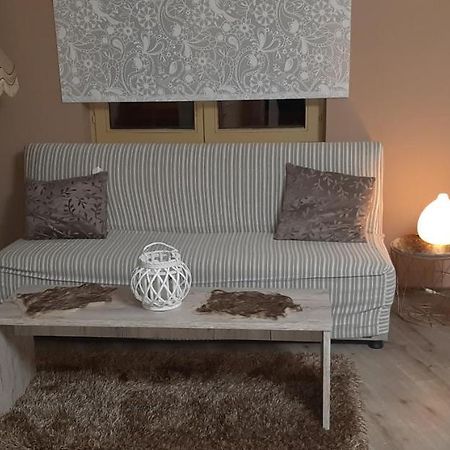 Petit Appartement Cosy 바스토뉴 외부 사진