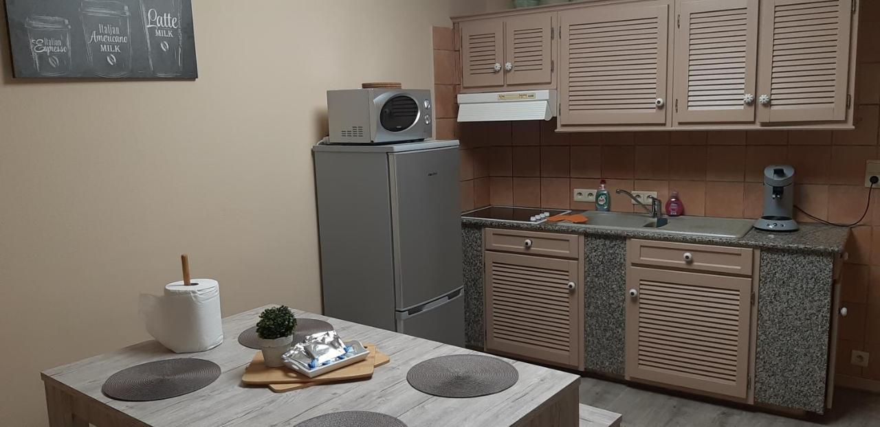 Petit Appartement Cosy 바스토뉴 외부 사진